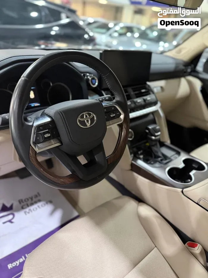 Toyota Land Cruiser 2024 photo 3