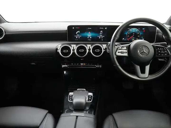 Mercedes-Benz A-Class 2019 photo 5