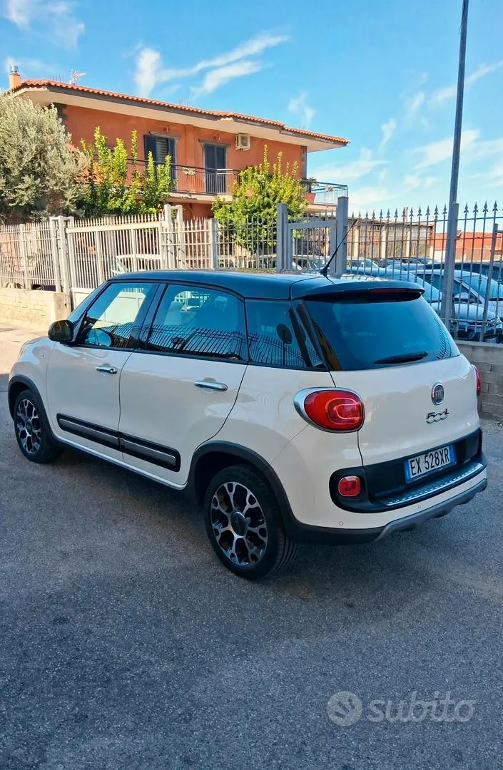 Fiat 500L 2014 photo 3