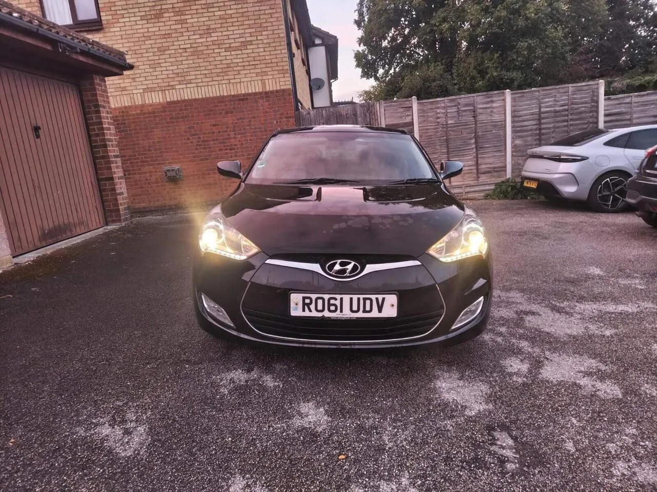 Hyundai Veloster 2012 photo 2