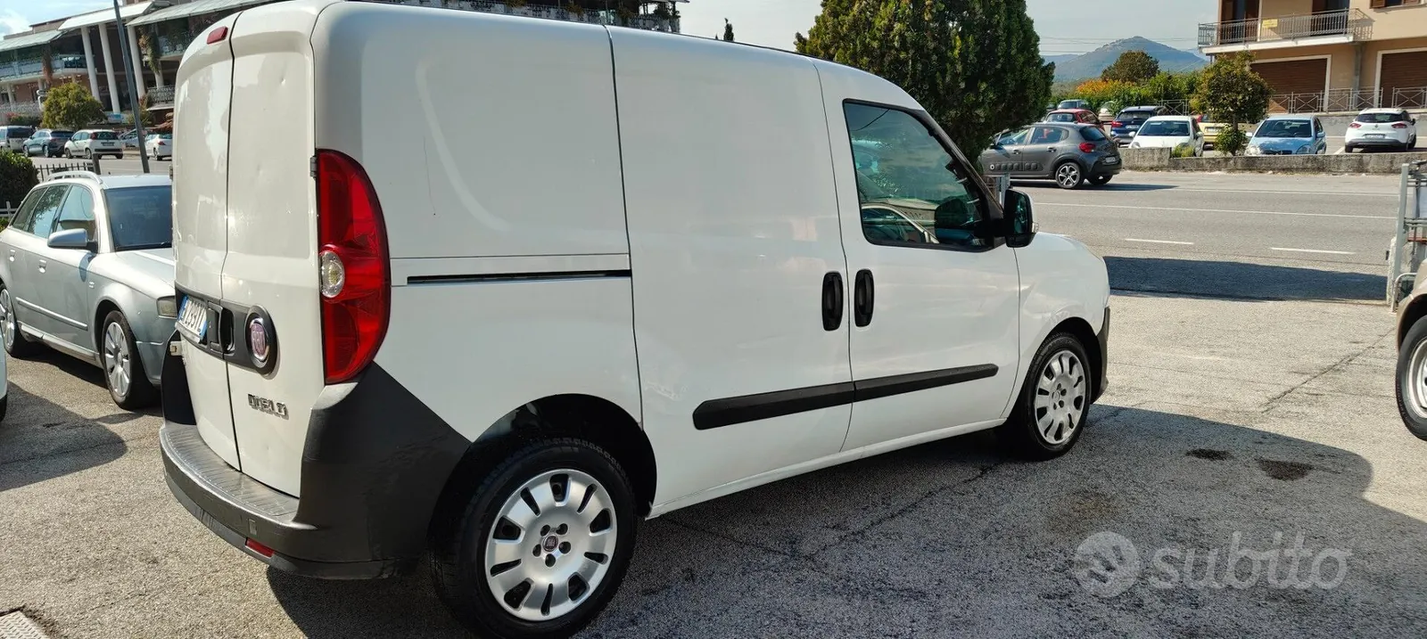 Fiat Doblo 2012 photo 4