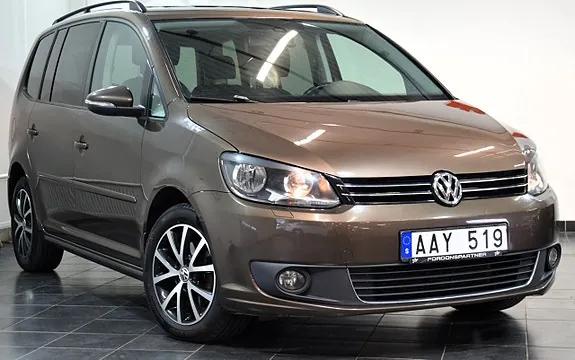 Volkswagen Touran 2014 photo 2