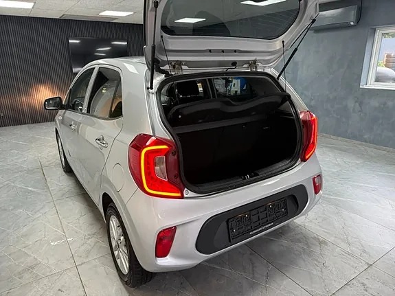 Kia Picanto 2023 photo 4