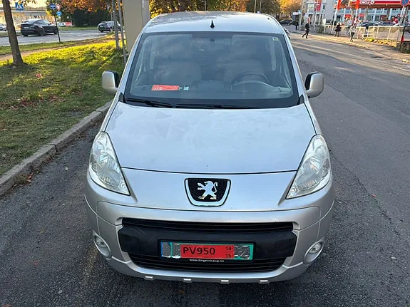 Peugeot Partner 2011 photo 2