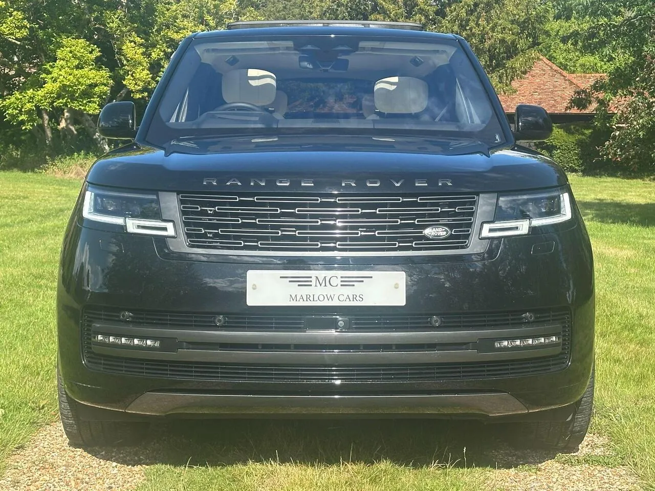 Land Rover Range Rover 2022 photo 2