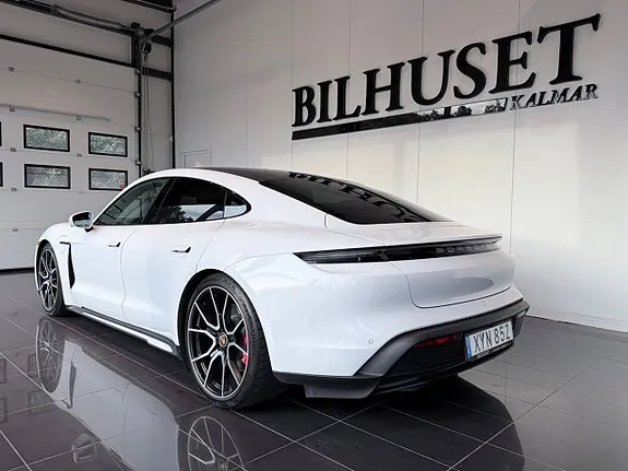 Porsche Taycan 2023 photo 4