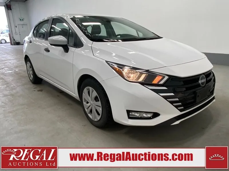 Nissan Versa 2023 photo 2