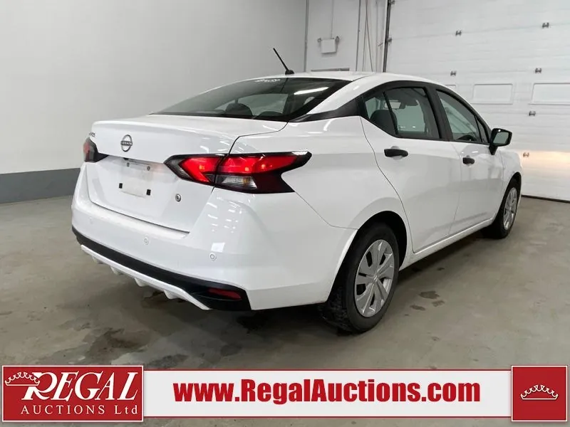Nissan Versa 2023 photo 3