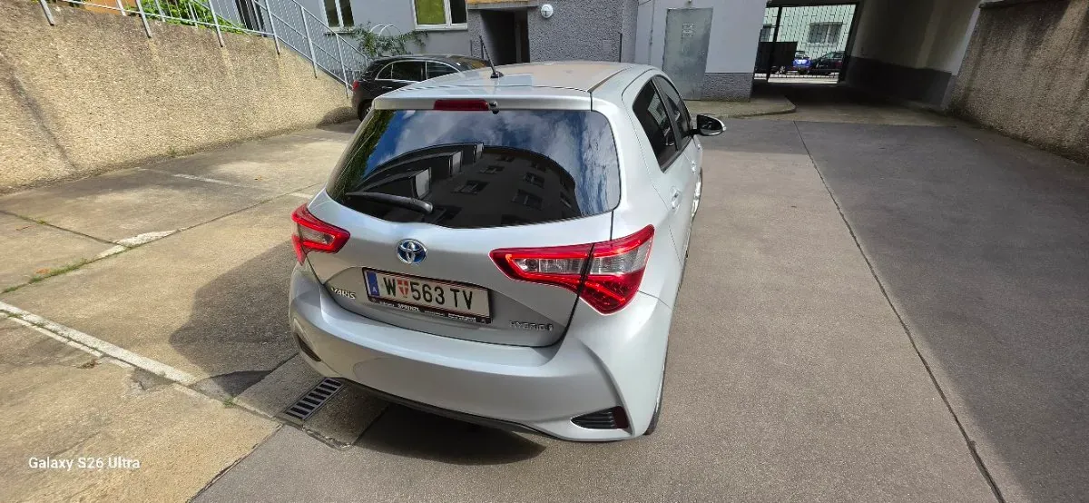 Toyota Yaris 2018 photo 3