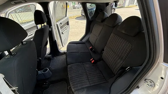 Mitsubishi Colt 2008 photo 3