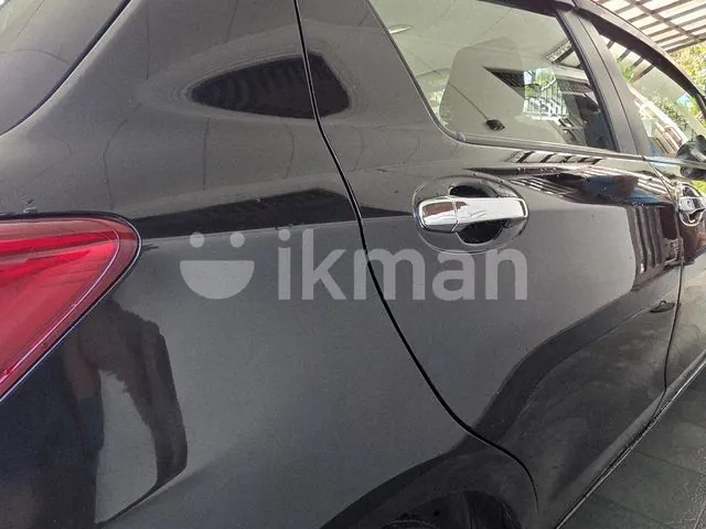 Toyota Vitz 2016 photo 3