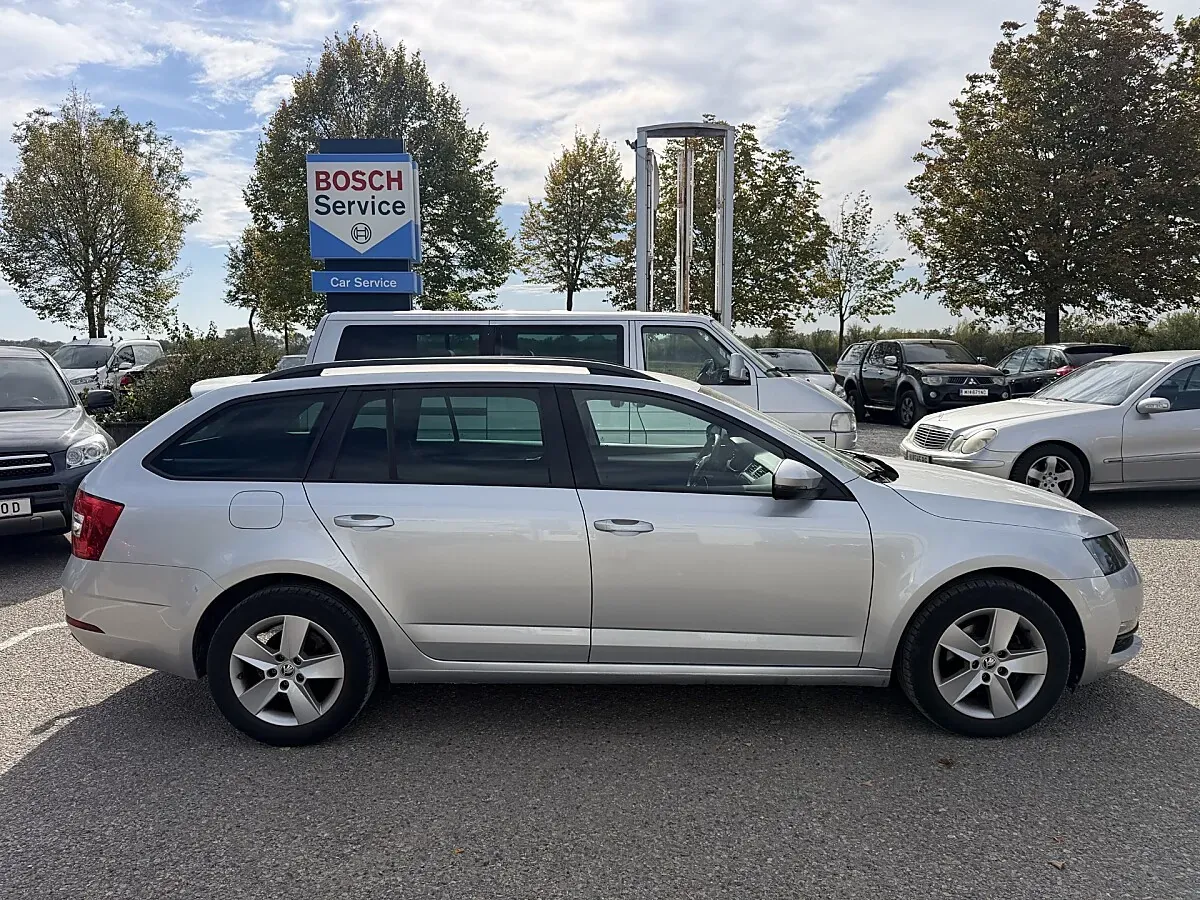 Skoda Octavia 2018 photo 3