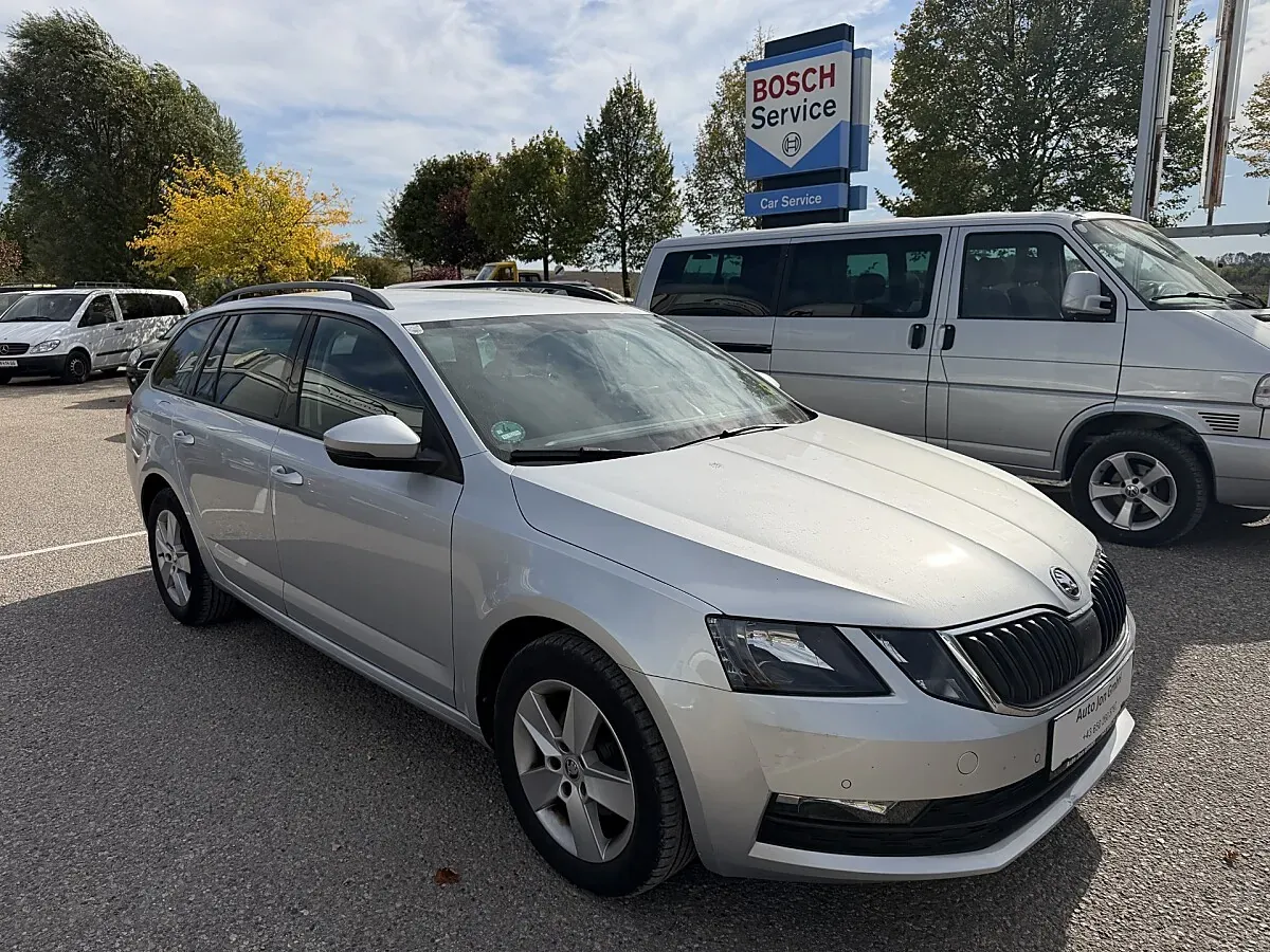 Skoda Octavia 2018 photo 2