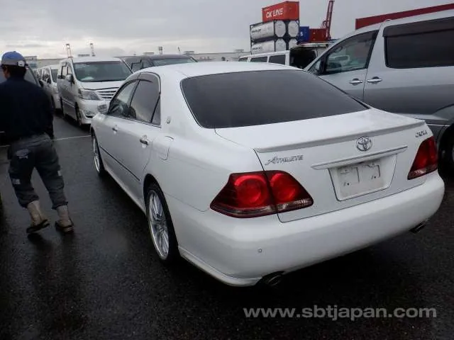 Toyota Crown 2007 photo 3