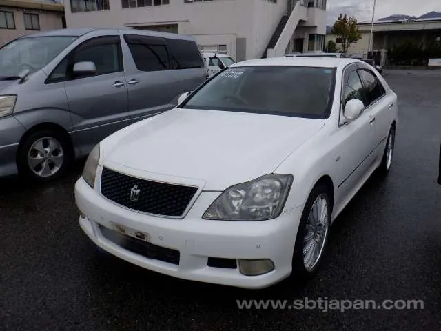 Toyota Crown 2007 photo 2