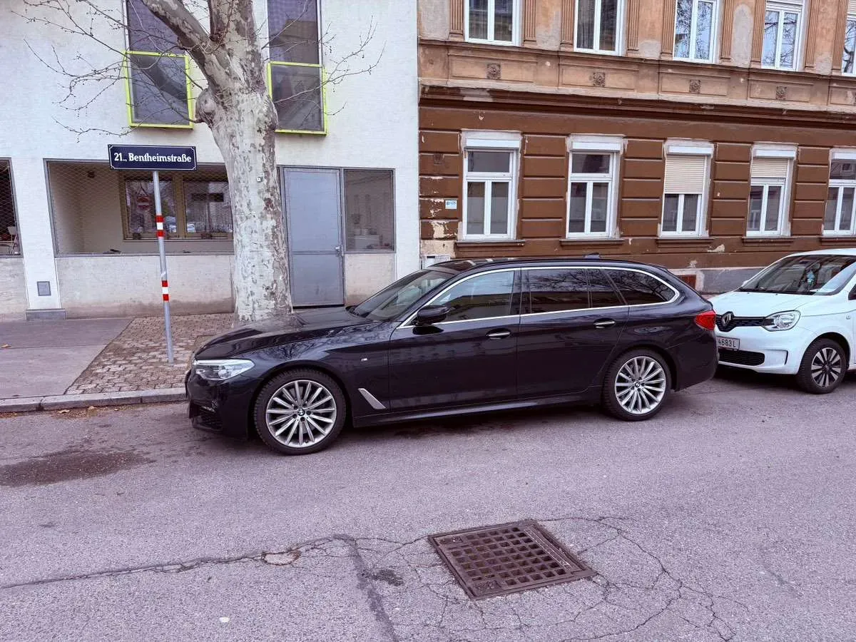 BMW 5 Series 2018 photo 3