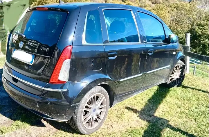 Lancia Musa 2011 photo 2