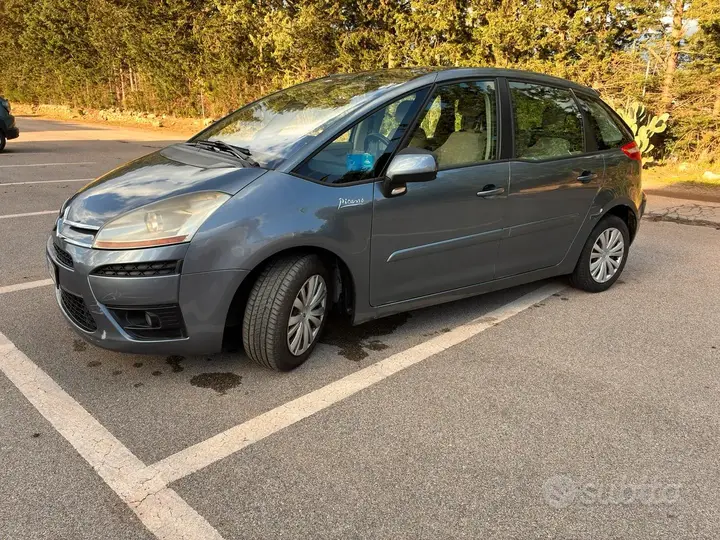 Citroen C4 Picasso 2009 photo 2
