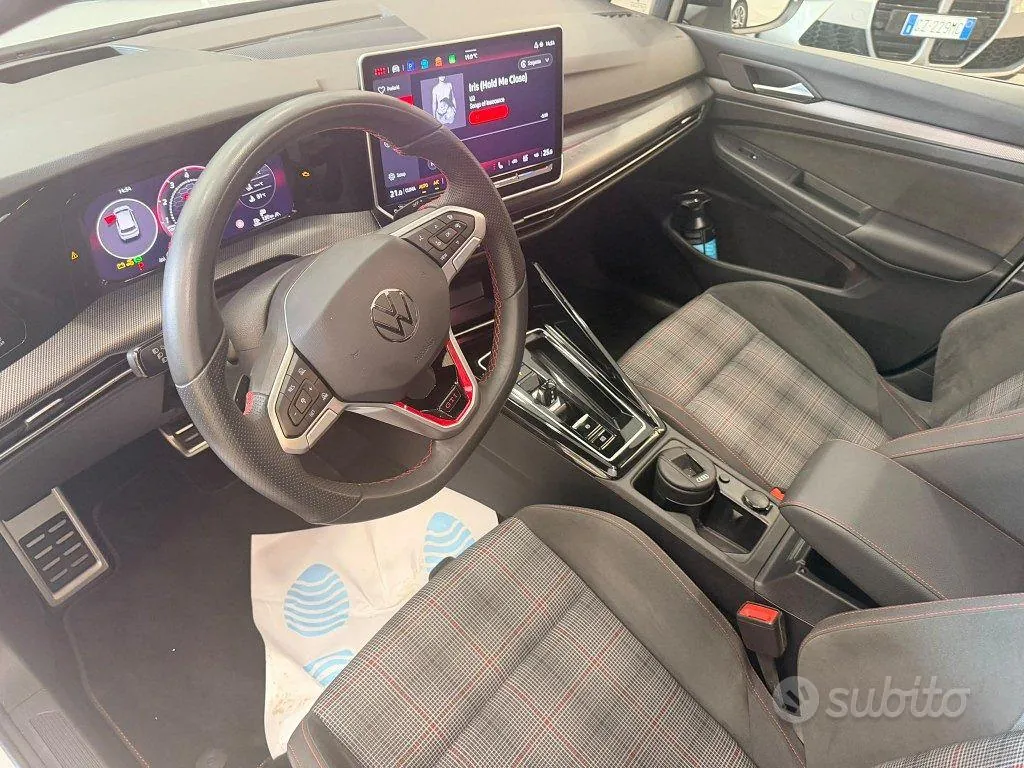 Volkswagen Golf 2024 photo 5