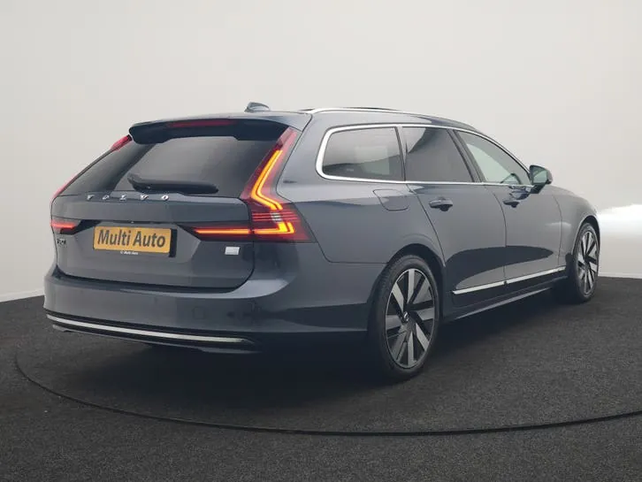 Volvo V90 2024 photo 3