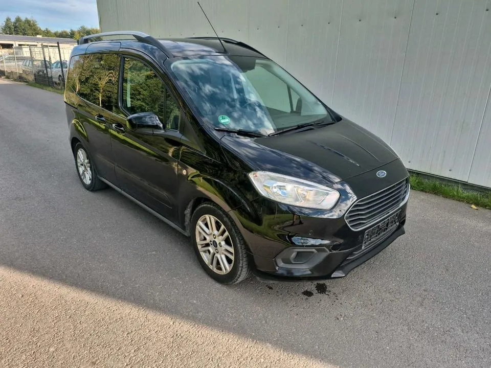 Ford Tourneo