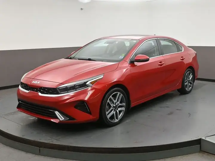 Kia Forte 2023 photo 3