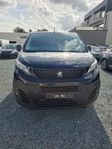 Peugeot Expert 2022 photo 2