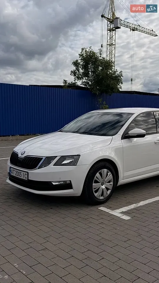 Skoda Octavia 2018 photo 2