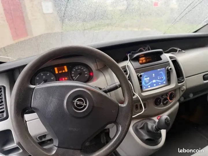 Opel Vivaro 2005 photo 4