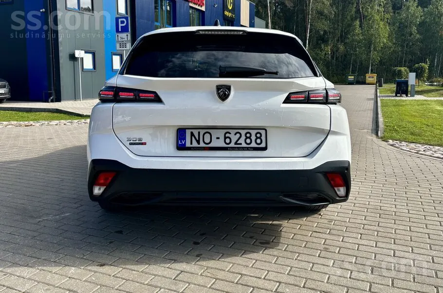 Peugeot 308 2023 photo 5