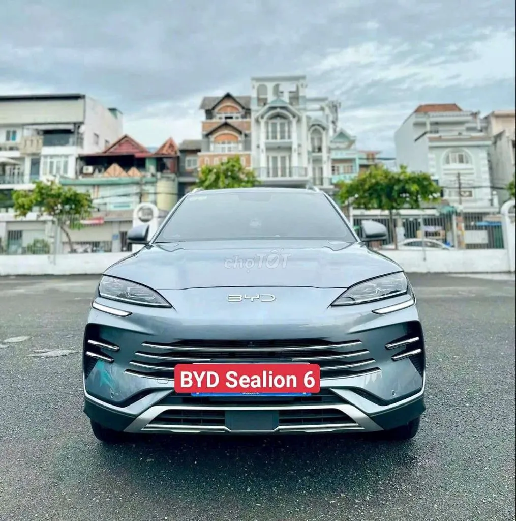 BYD Sealion 6