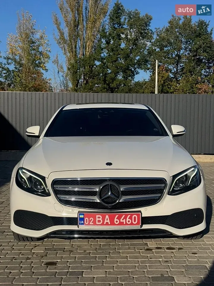 Mercedes-Benz E-Class 2017 photo 3