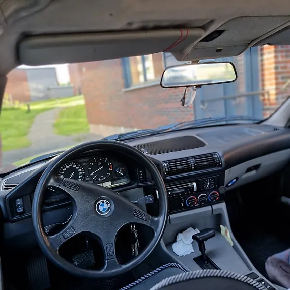 BMW 120I 1990 photo 5
