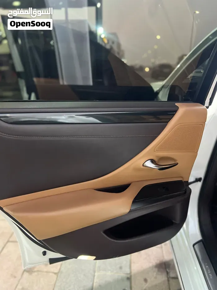 Lexus Es 2020 photo 3