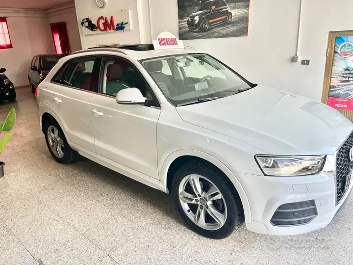 Audi Q3 2016 photo 2