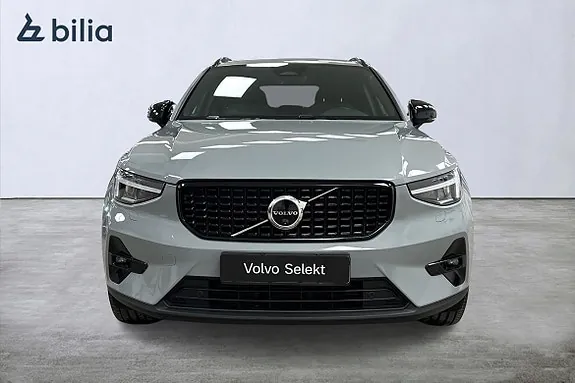 Volvo Xc40 2025 photo 2