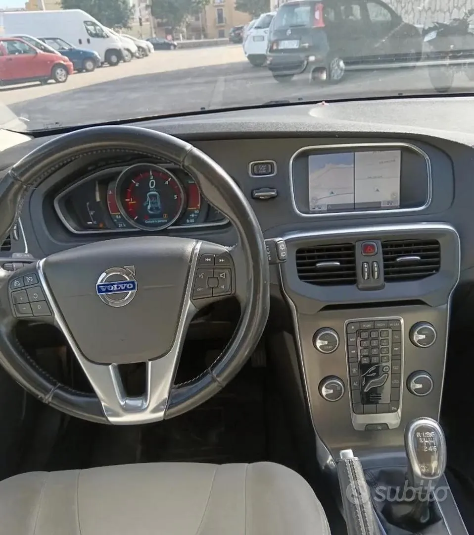 Volvo V40 2014 photo 5