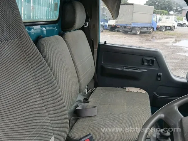 Toyota Dyna 1999 photo 3