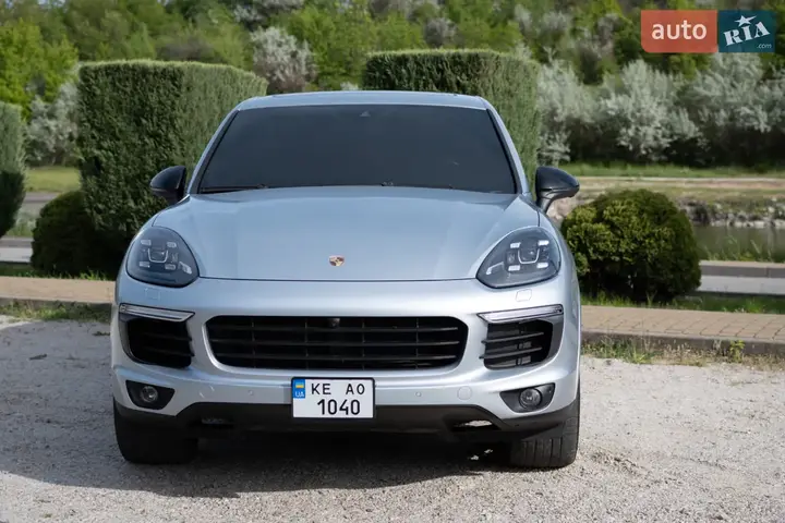 Porsche Cayenne 2017 photo 2