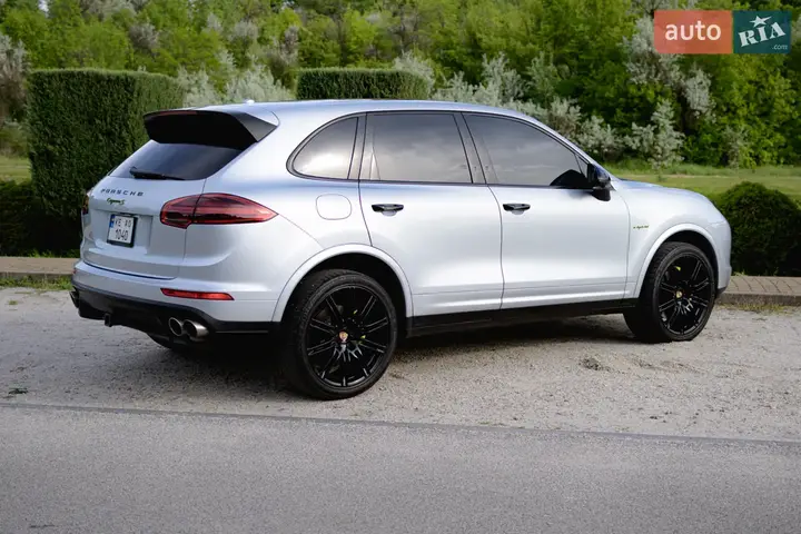 Porsche Cayenne 2017 photo 5