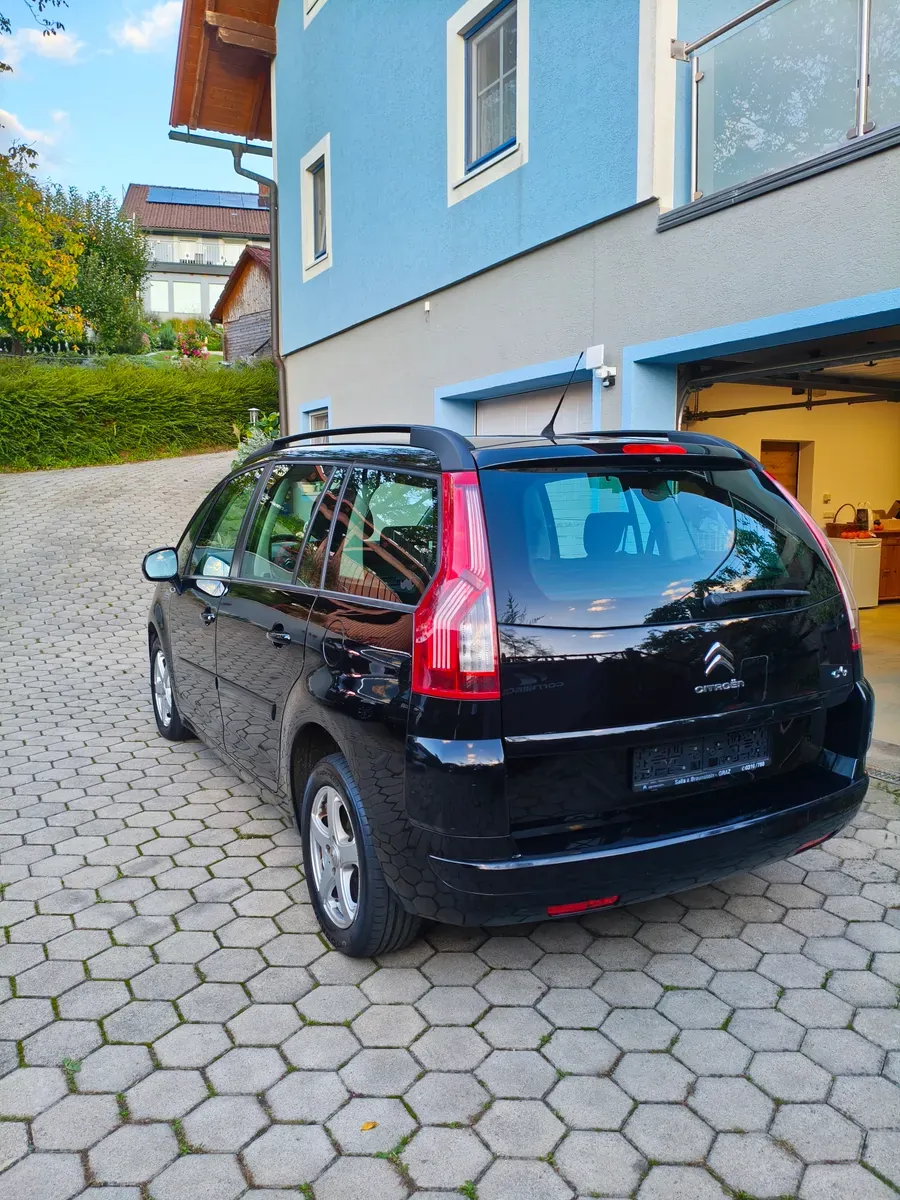 Citroen C4 Picasso 2011 photo 3