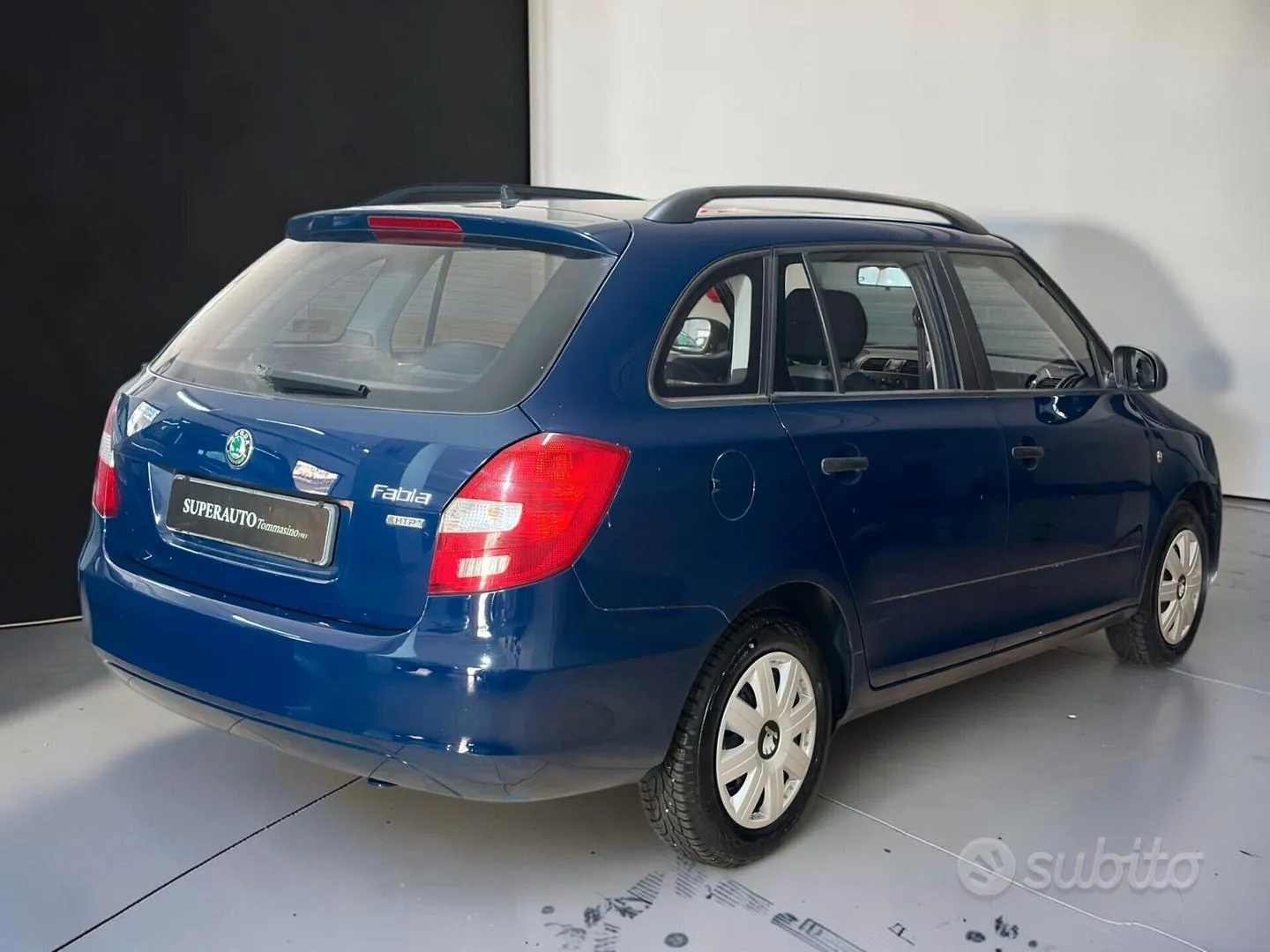 Skoda Fabia 2012 photo 4