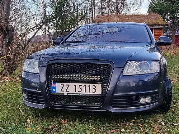 Audi A6 2010 photo 2