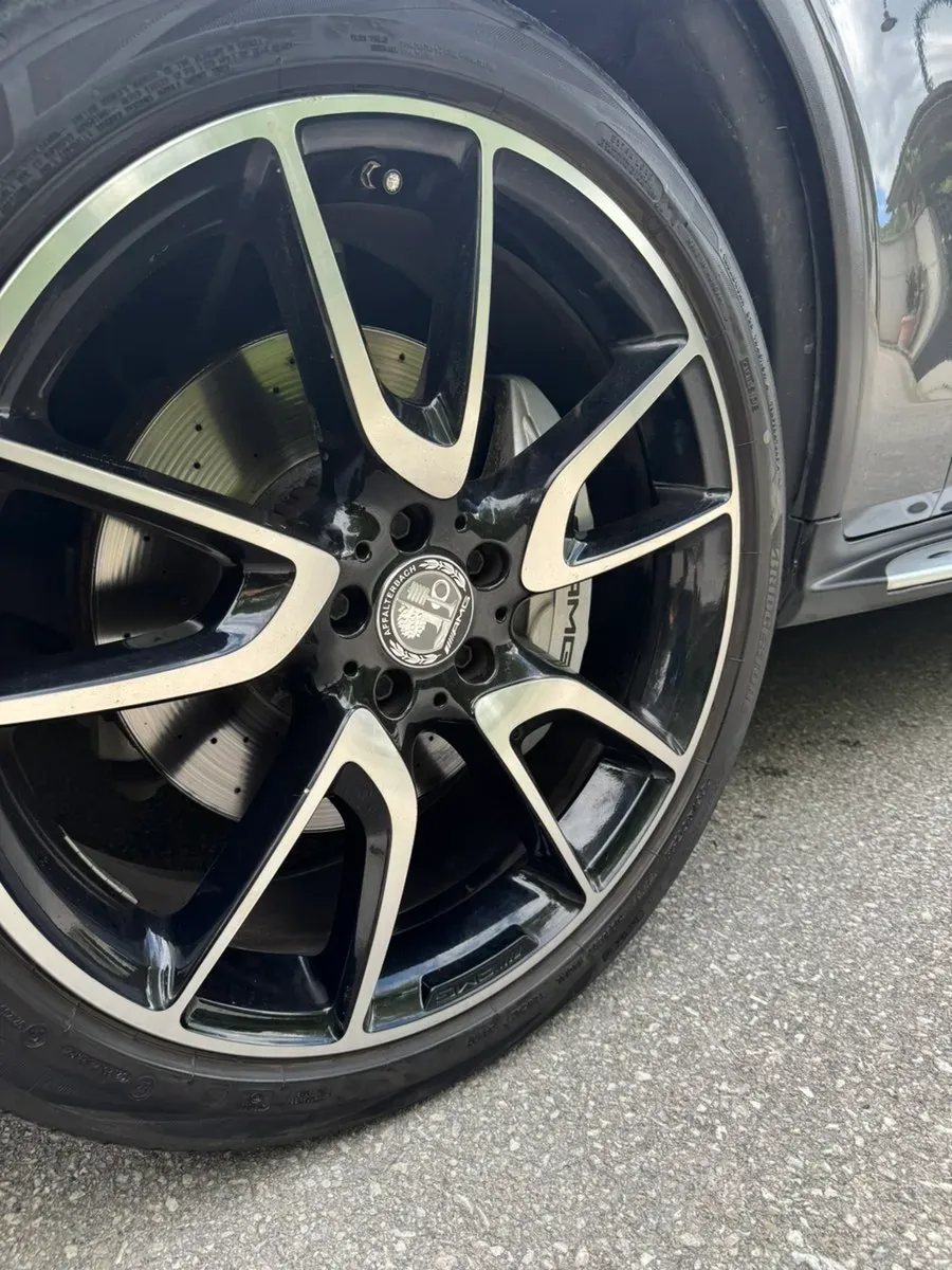 Mercedes-Benz Glc-Class 2019 photo 3