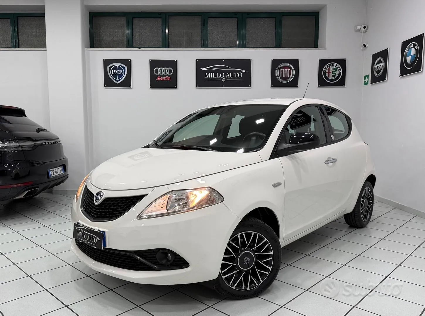 Lancia Ypsilon