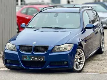 BMW 320I
