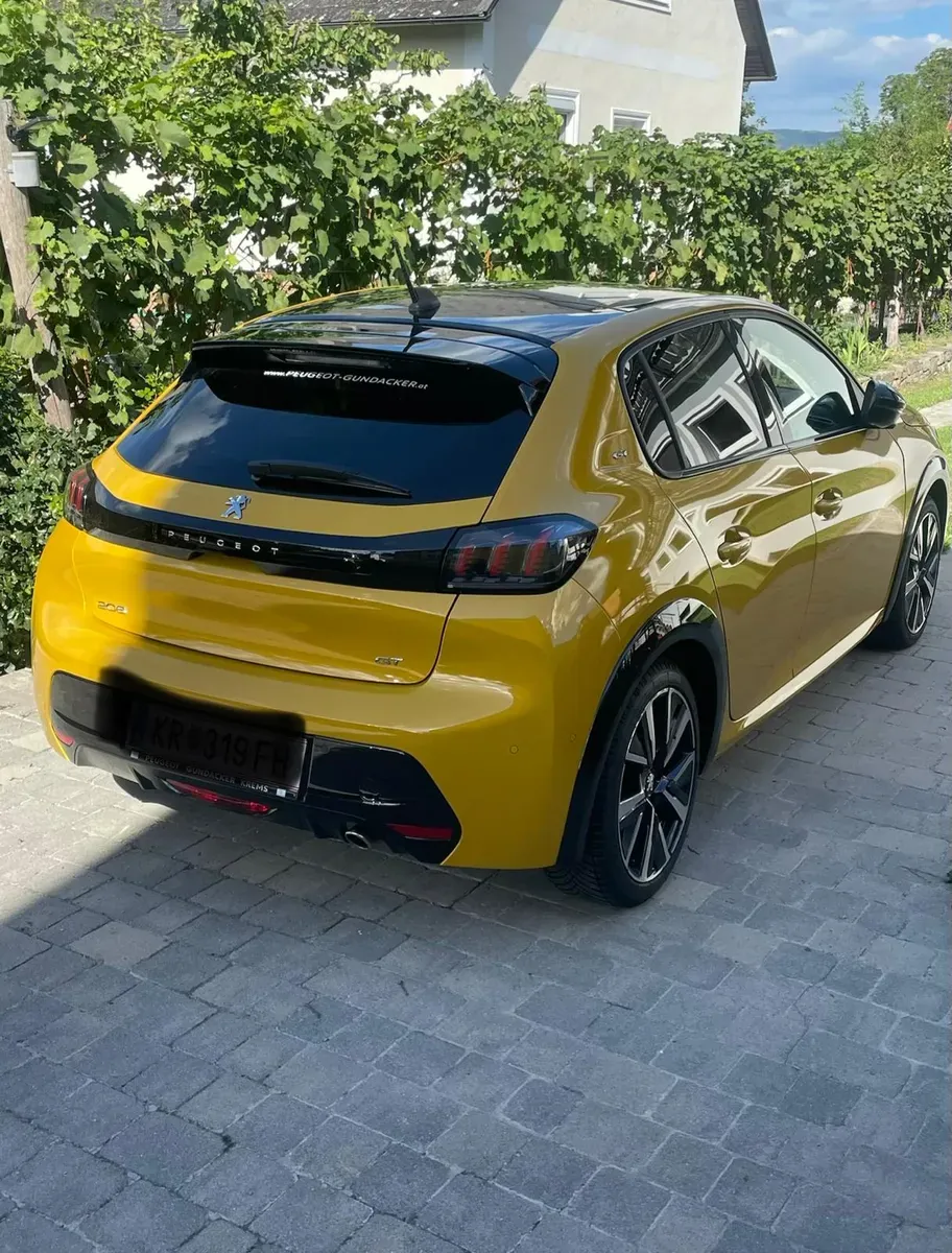 Peugeot 208 2021 photo 3