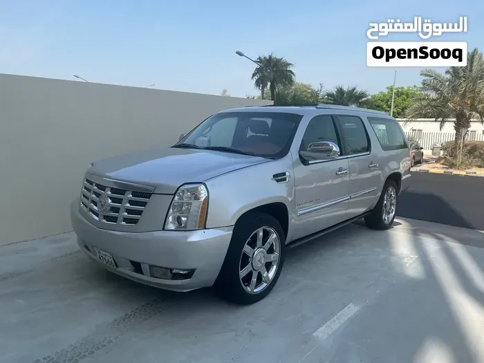 Cadillac Escalade 2010 photo 2