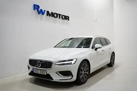 Volvo V60 2021 photo 2