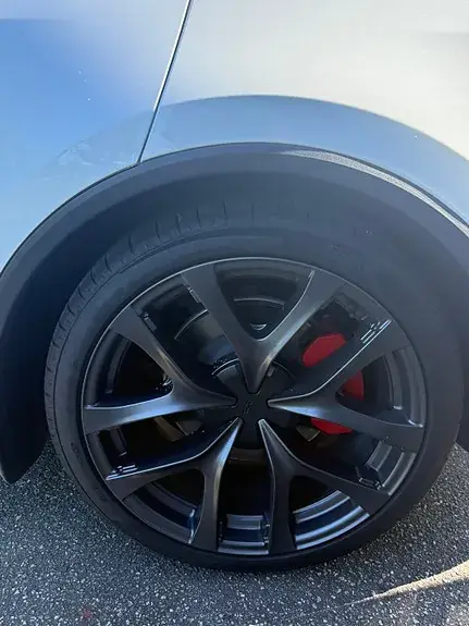 Tesla Model Y 2026 photo 5